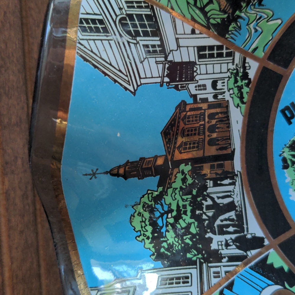 Walt Disney World Souvenir Plate Glass Bowl Candy Dish Memorabilia Vinta… - Picture 6 of 11